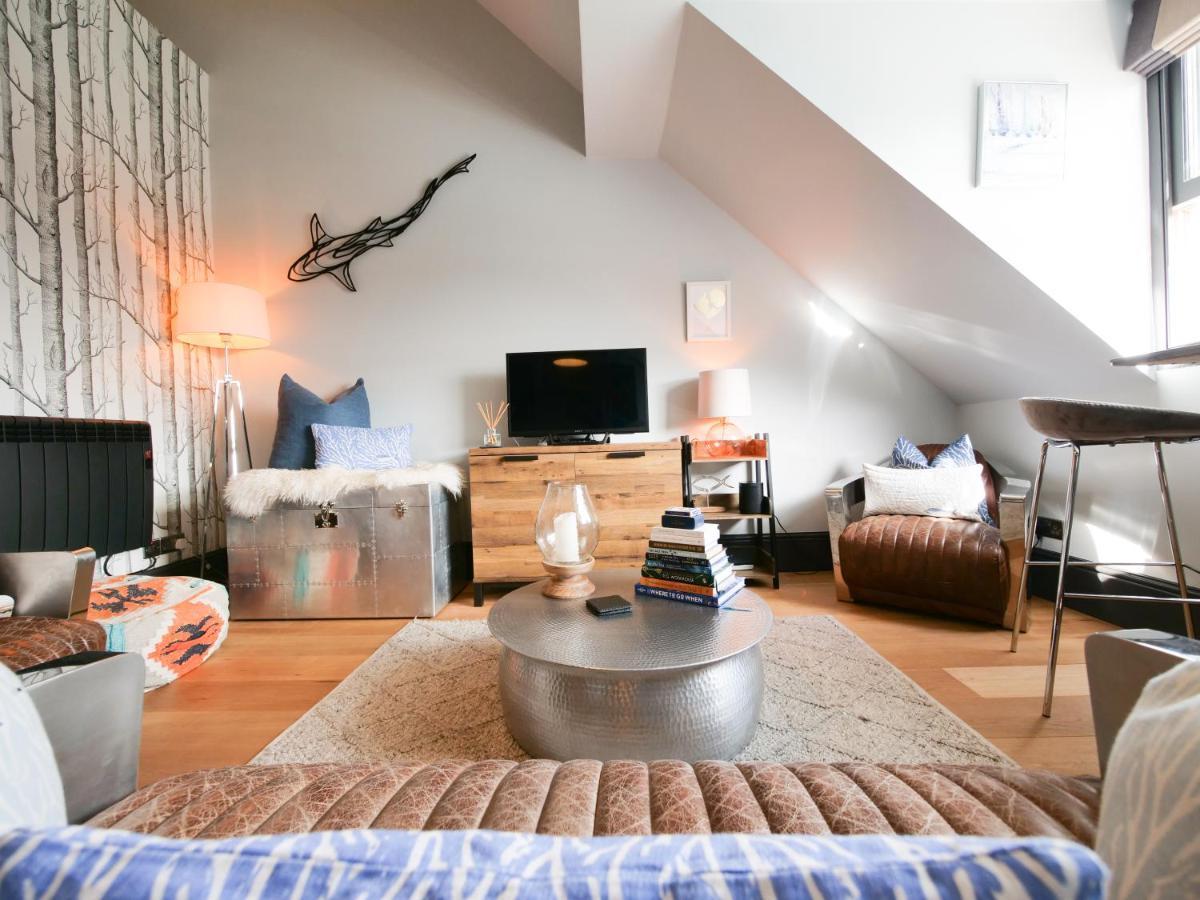 Padstow Escapes - Pajar Luxury Penthouse Apartment Exterior photo
