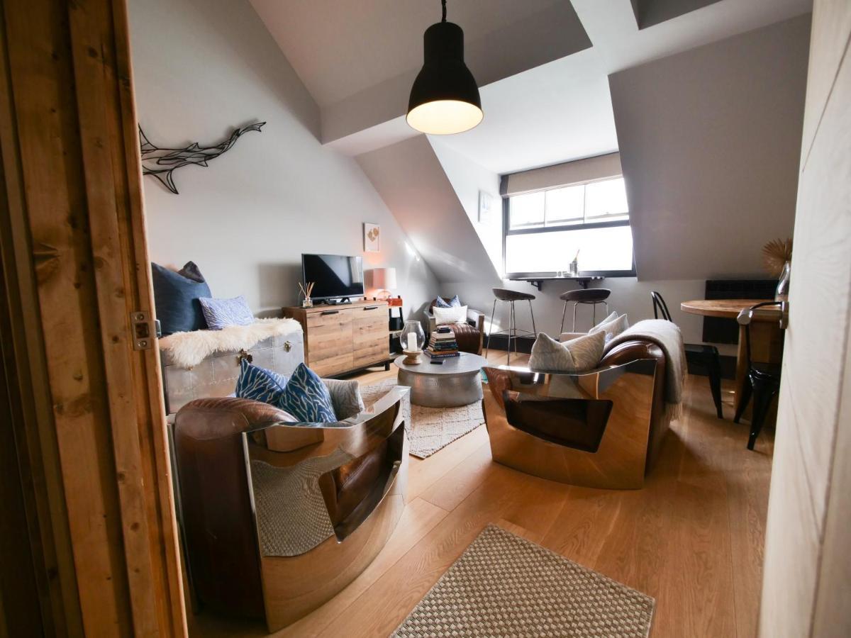 Padstow Escapes - Pajar Luxury Penthouse Apartment Exterior photo